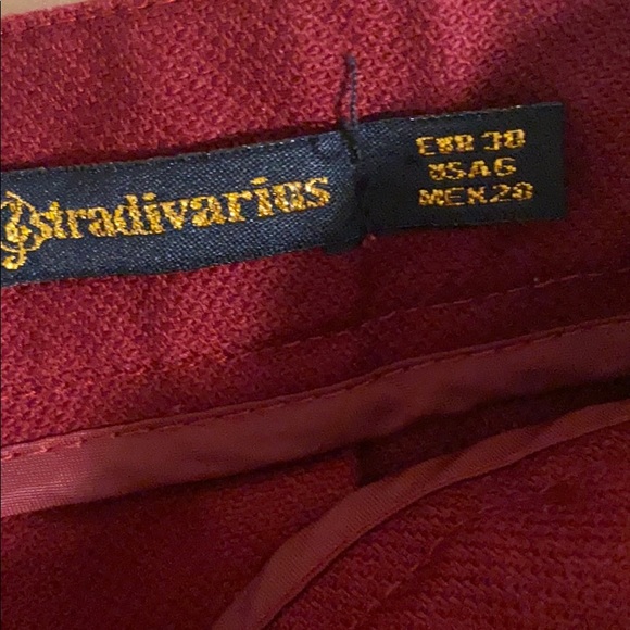 Stradivarius skirt - Picture 2 of 2